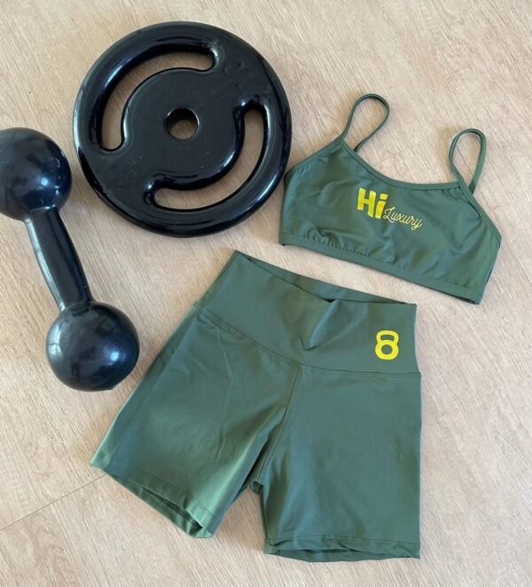 Conjunto Top e Short Fitness